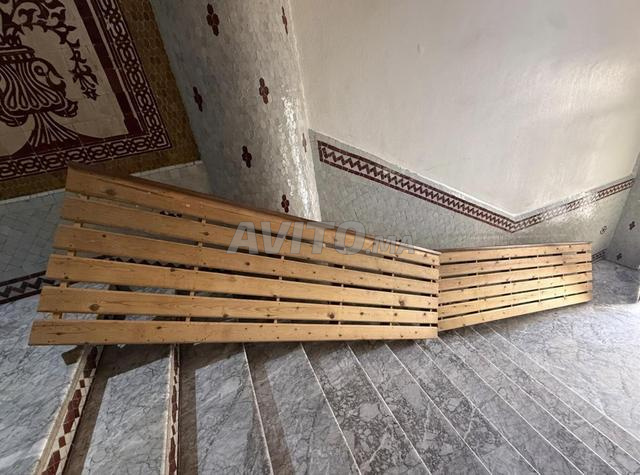 Deux banquettes avec 10 coussins - 2