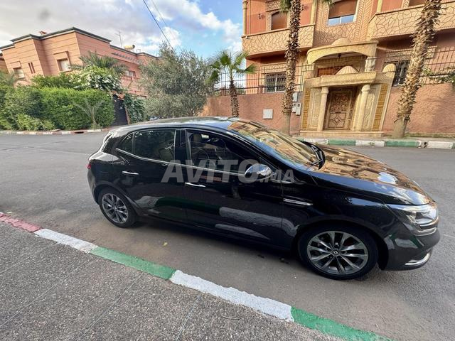 Renault Megane Diesel Automatique 2018 à Marrakech - 2