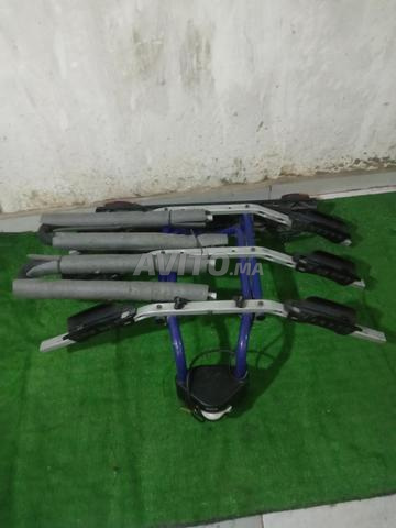 Porte 3 vélos, encore neuf, pour qui veut, bienvenue - 2