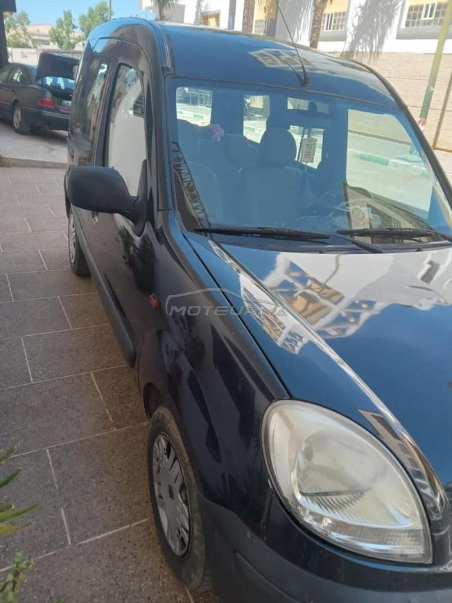 سيارة ممتاز جدا صباغة الأصلية كلها 