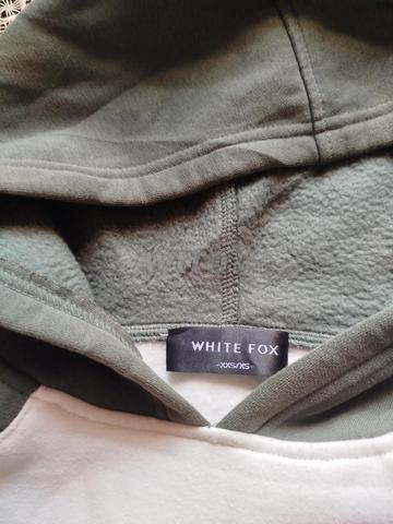 Sweat à capuche White Fox – Vert kaki et beige 🤍💚 - 2