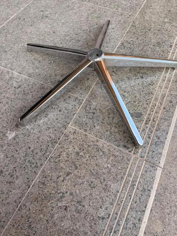 Étoile Chromée Haut de Gamme pour Chaise de Bureau - 2