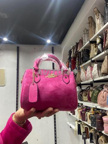 حقائب جميلة