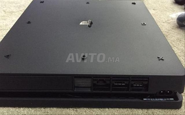 PS4 Slim 1000Go avec 20 jeux - 2