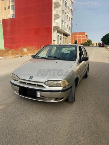 فيات باليو بنزين 2001 للبيع بسعر 24,000 درهم