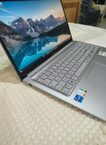 ASUS VIVOBOOK i5 الجيل 13  512GB SSD