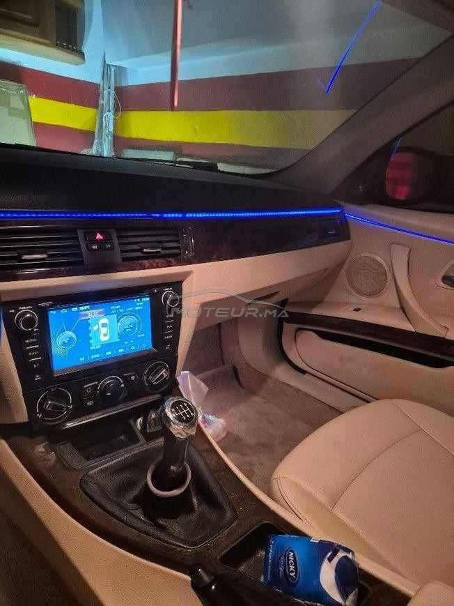 BMW 320i model 2012 propre
