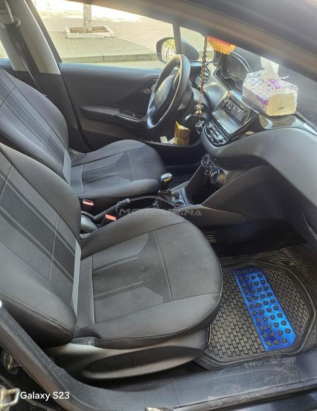 Peugeot 208 Diesel Manuelle 2013 à Kénitra