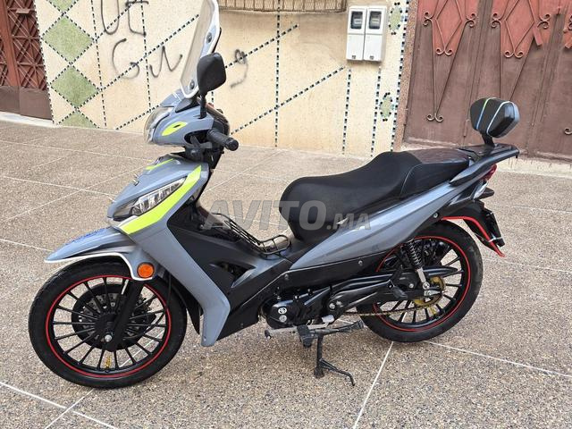 Suzuki R1000 - 2