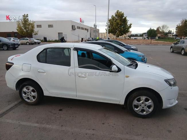 Dacia Logan 2014 essence 