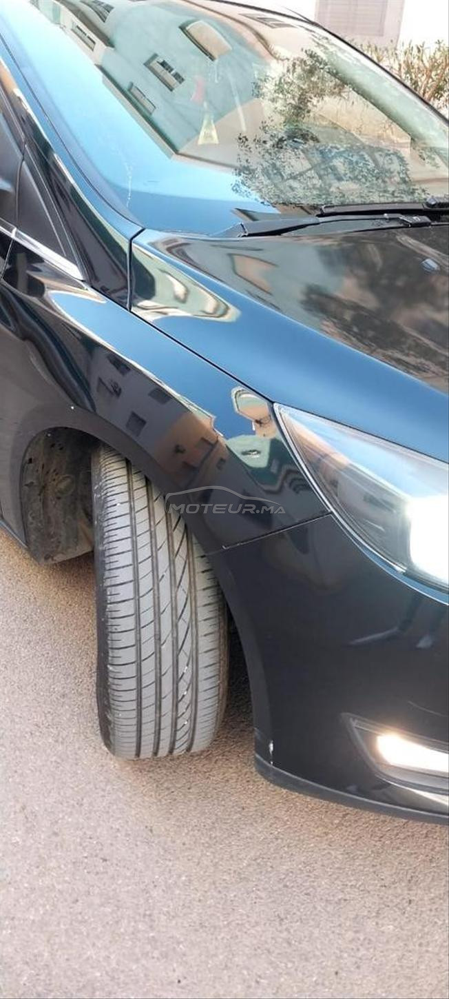Ford Focus Version Sport mois 11 de 2016 à Oujda