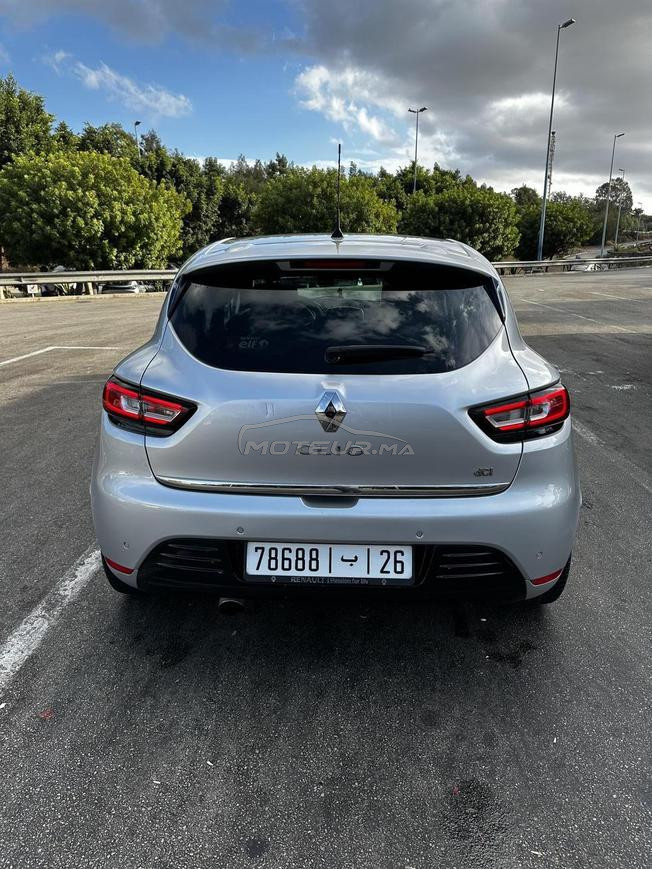 Clio 4 intens Diesel Automatique 2018 à Meknès