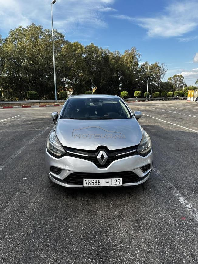 Clio 4 intens Diesel Automatique 2018 à Meknès
