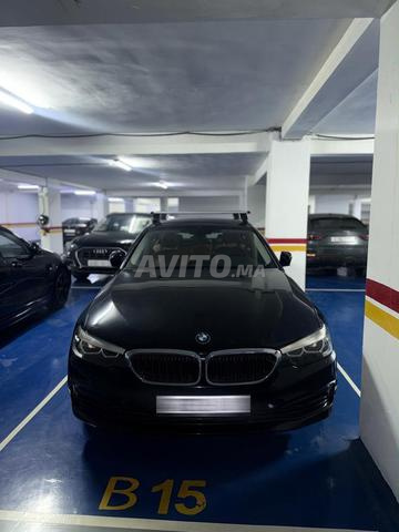 سيارة BMW الفئة الخامسة بحالة ممتازة