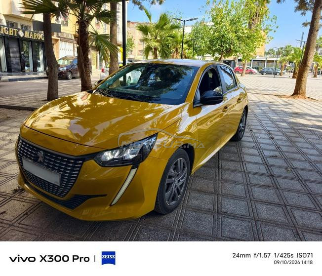Peugeot 208 diesel boîte automatique 