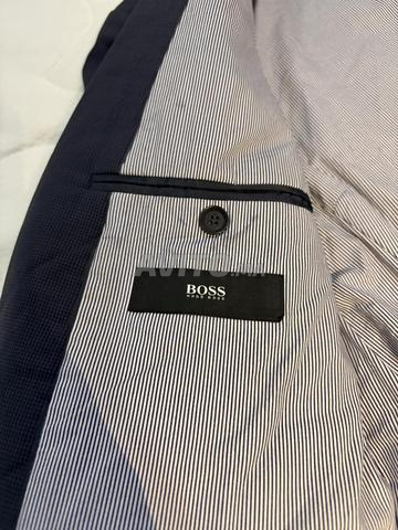 بدلات رجالية ماركات Boss و D&G - 2
