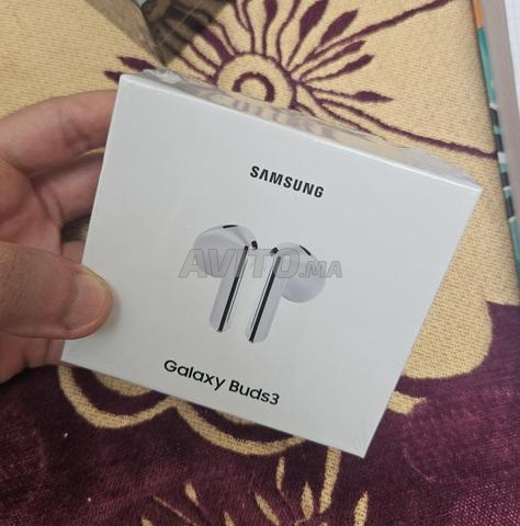Écouteurs Samsung Buds 3 à vendre - 2