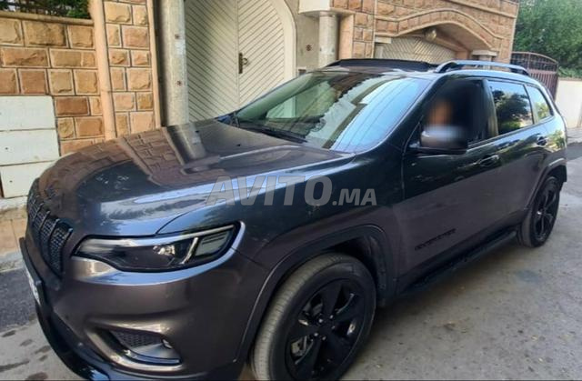 Jeep Cherokee 1ère main - 2