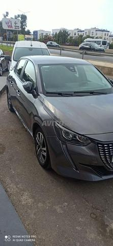 Peugeot 208 mod 2024 san adblue tout options - 2