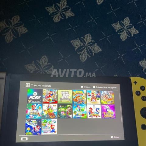 نينتندو سويتش 2 بحالة جيدة، معدلة بالكامل مع العديد من الألعاب