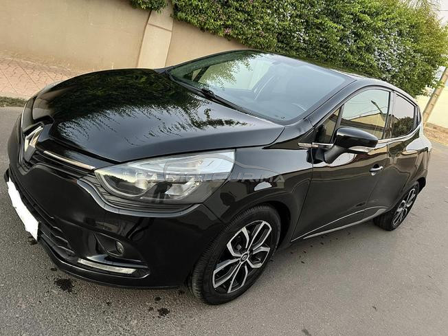 Propre Clio 4 Automatique Neuf