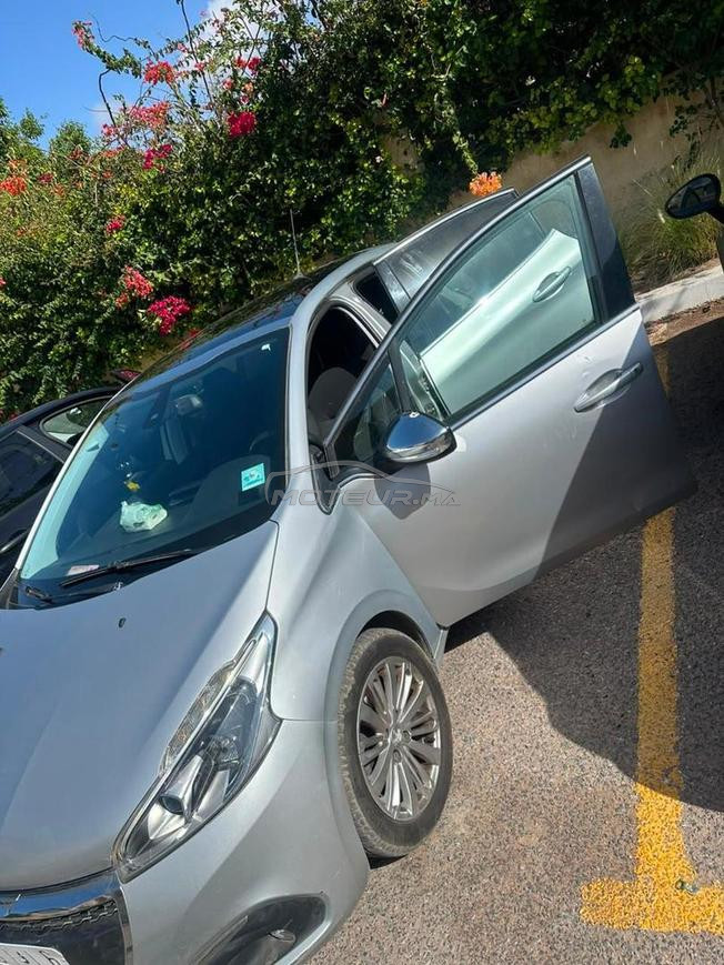 peugeot 208 a vendre