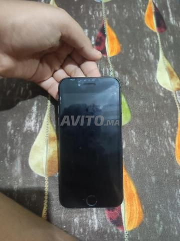 iPhone 8 normal officiel - 2