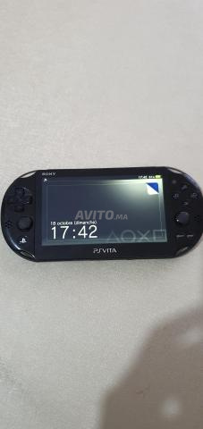 PS Vita flashée très bon état - 2