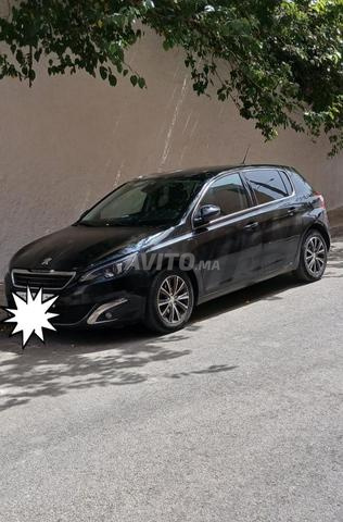 À vendre Peugeot 308 Diesel de 2016. - 2