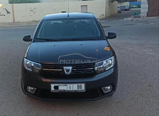Dacia Logan Essence Manuelle 2017 à Laâyoune