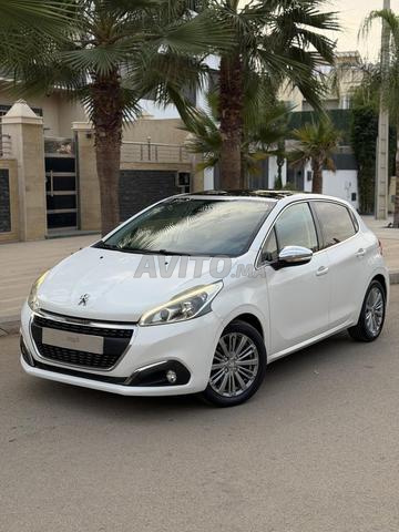 Peugeot 208 diesel 2018 première main à vendre