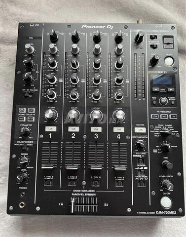 Pioneer DJM750MK2 et CDJ 850 - 2