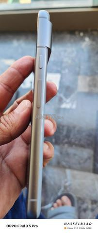 Google Pixel 8 - 2