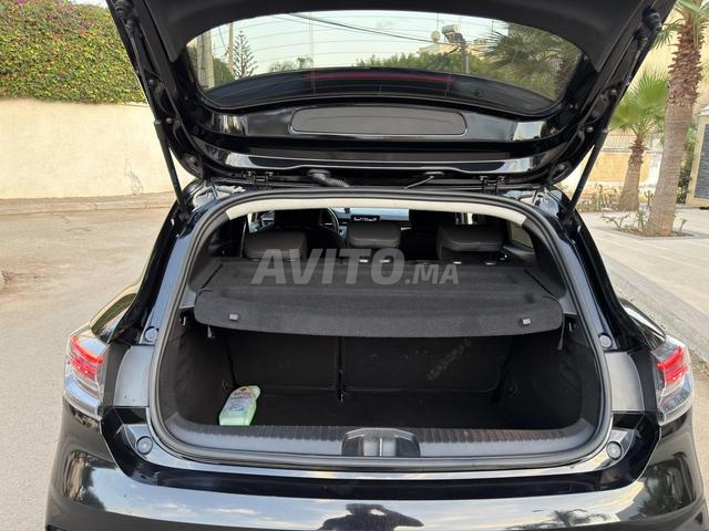 Renault clio 5 intense 2024 diesel Manuelle à Salé