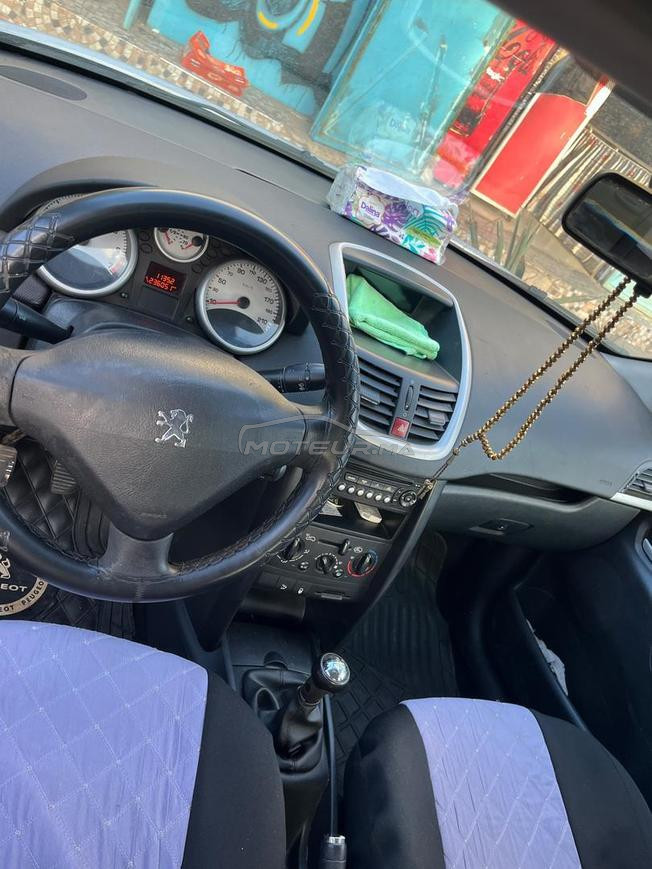 Peugeot 207 Essence Manuelle 2008 à Casablanca