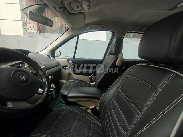 Renault Scénic modèle 2007 à vendre - 2