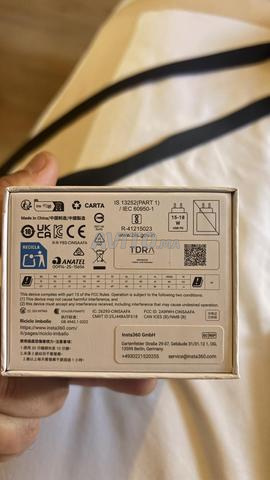 Caméra Insta360 X4 8K avec accessoires
