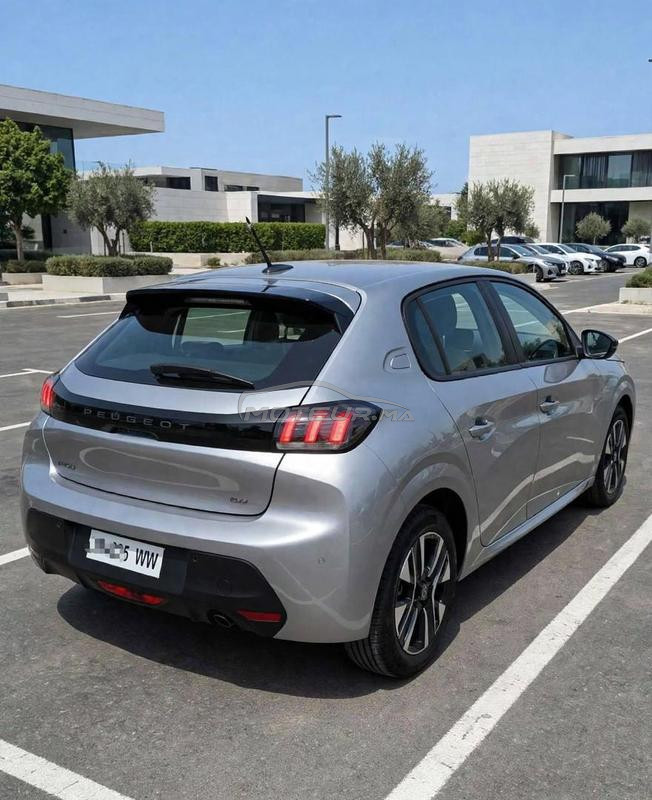 PEUGEOT 208 / 0.km