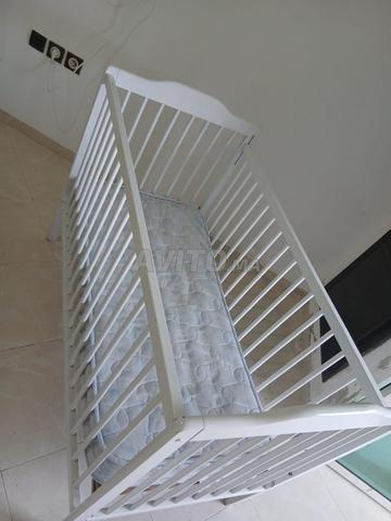 Équipements pour bébé en très bon état