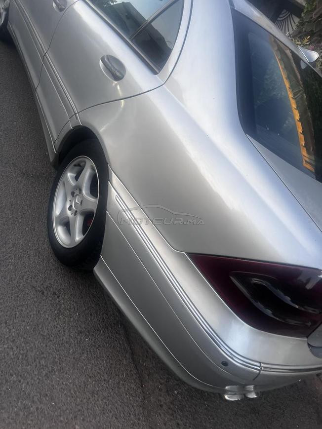 مرسدس c220