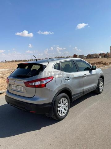 Nissan Qashqai - 2