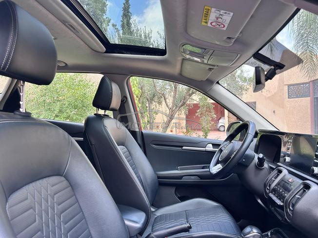 kia sonnet presque neuve
