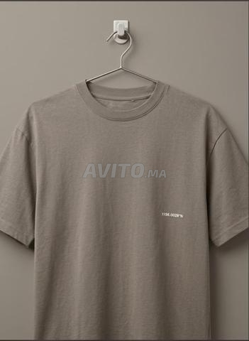 T-shirt gris occasion