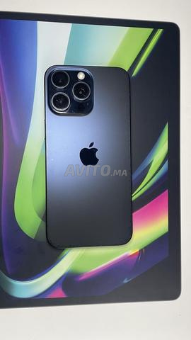 iPhone 15 Pro Max Très bon état 🎁 AirPods Pro