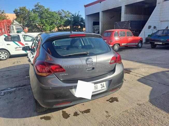 OPEL ASTRA en très bon état à vendre