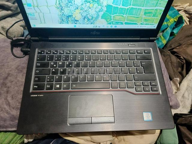 PC portable Fujitsu Slim i5 8ème 256GB 8GB RAM