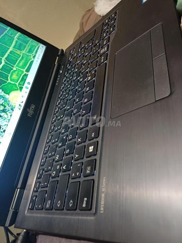 PC portable Fujitsu Slim i5 8ème 256GB 8GB RAM - 2