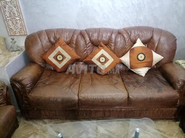 Salon cuir 3 pièces comme neuf - 3500 DH - Tanger - 2