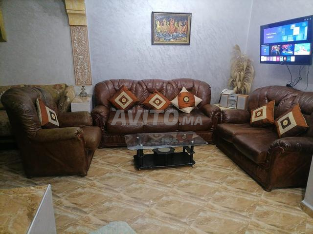 Salon cuir 3 pièces comme neuf - 3500 DH - Tanger