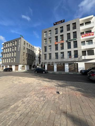 Bureau 74 m² à Louer Double Façade, Salé El Jadida